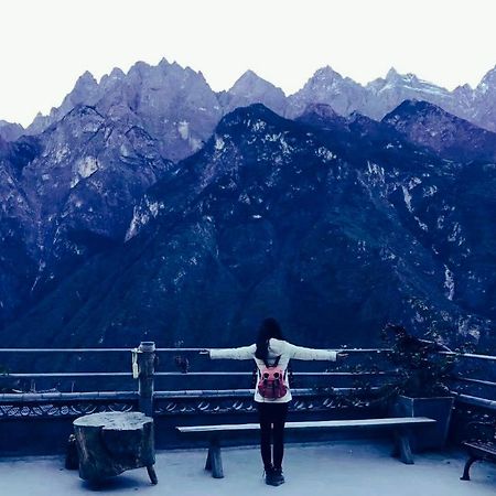 Tiger Leaping Gorge Tea Horse Gasthaus Шангри-Ла Экстерьер фото