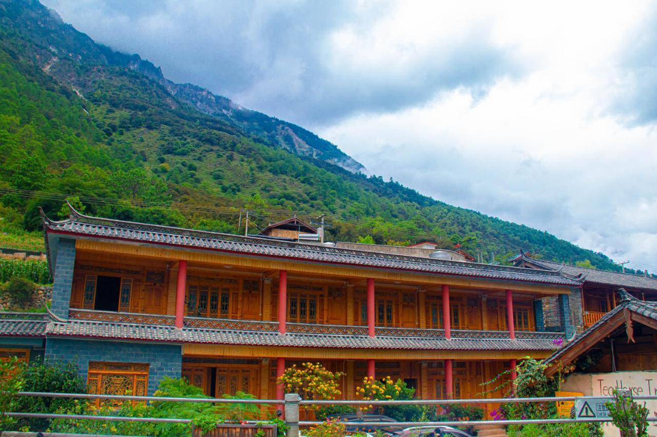 Tiger Leaping Gorge Tea Horse Gasthaus Шангри-Ла Экстерьер фото