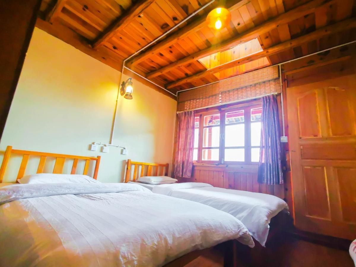Tiger Leaping Gorge Tea Horse Gasthaus Шангри-Ла Экстерьер фото
