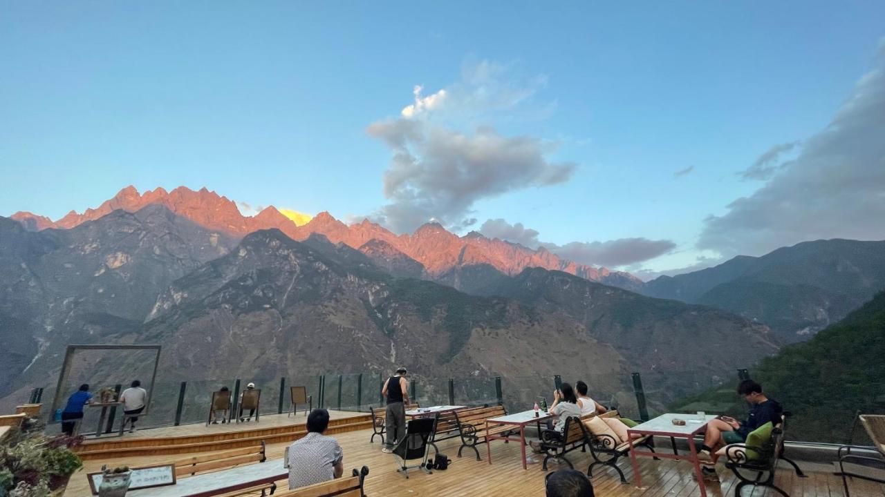 Tiger Leaping Gorge Tea Horse Gasthaus Шангри-Ла Экстерьер фото