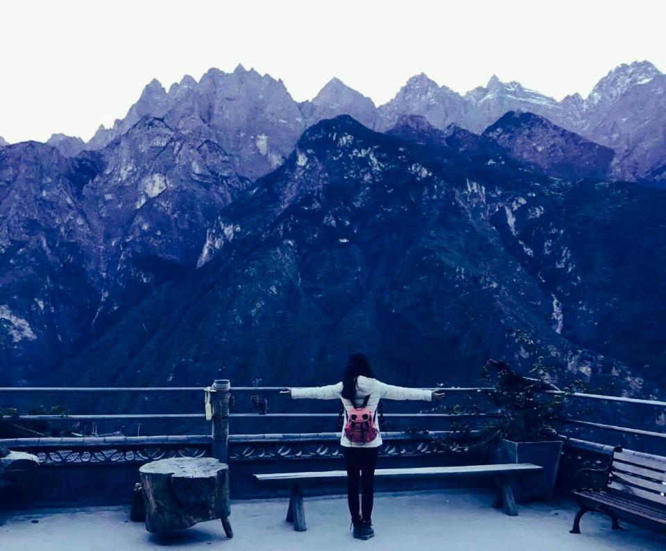 Tiger Leaping Gorge Tea Horse Gasthaus Шангри-Ла Экстерьер фото